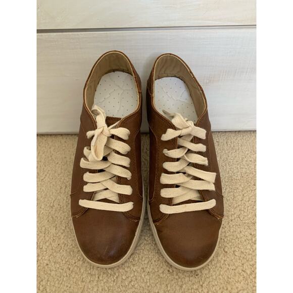 OluKai Shoes - Olukai Women’s brown leather shoes sneakers 6.5 EUC